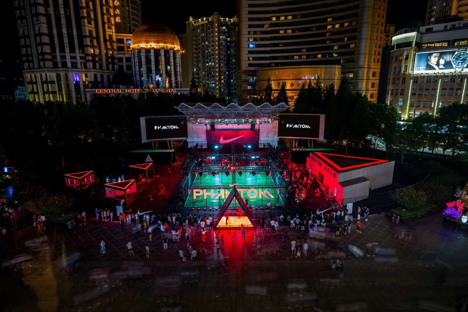 NIKE PHANTOM INTERACTIVE ARENA_PIXEL+