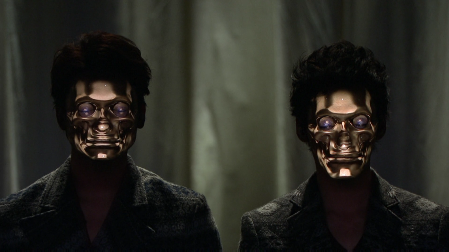 FACE HACKING _ REAL-TIME FACE TRACKING &amp; 3D PROJECTION MAPPING