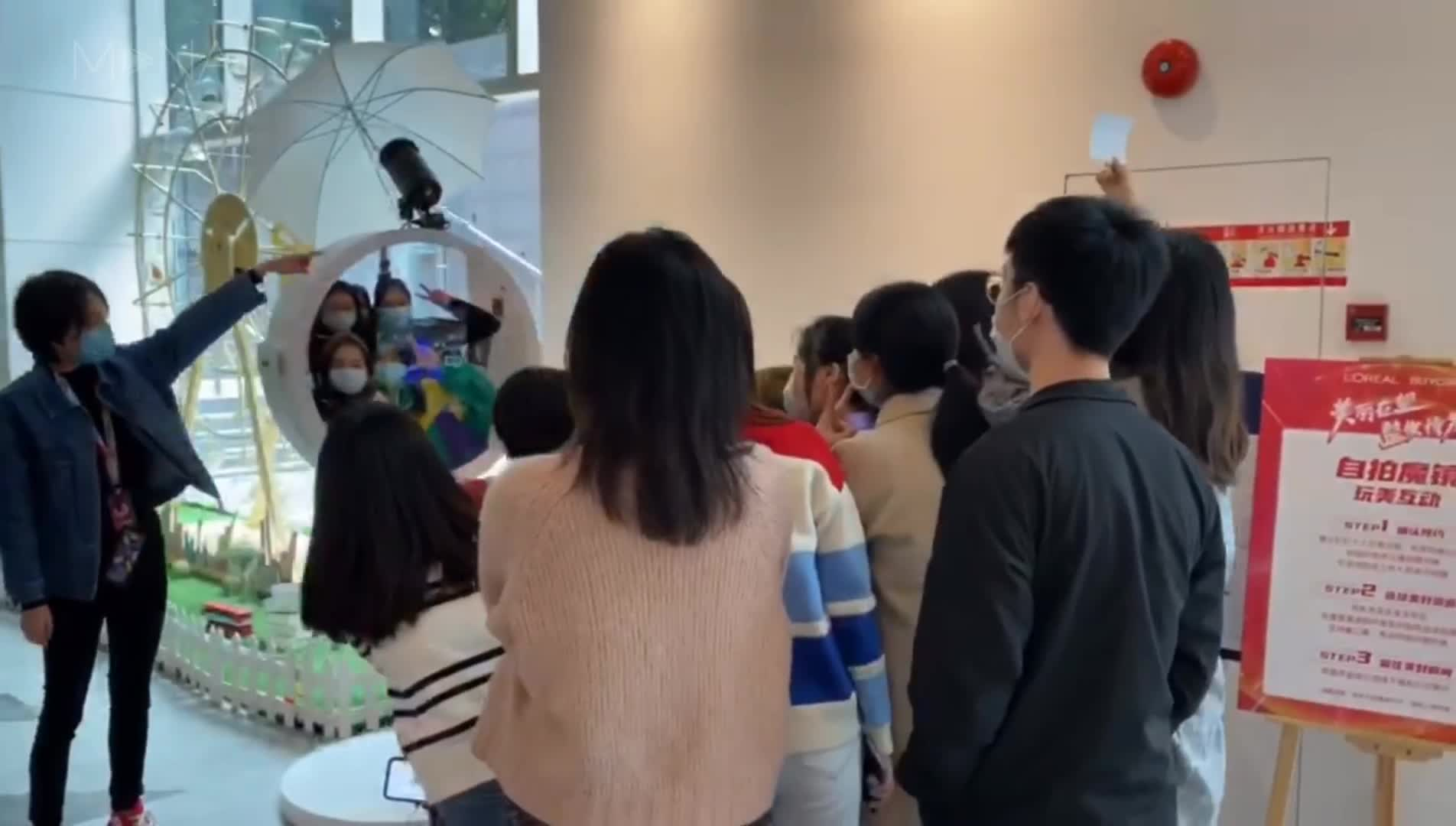 活动互动暖场科技魔镜拍照全国承接现场火热