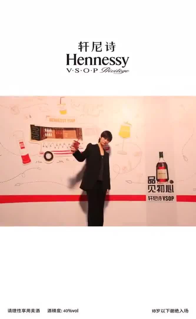 春哥拍摄180度3D特效子弹时间