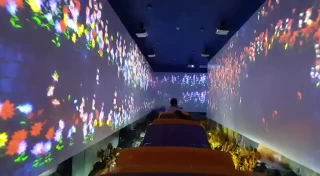 行走的创意丨光影互动