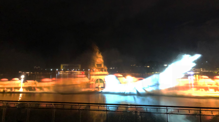 GUINNESS WORLD RECORDS:The largest water screen projection 《遵道行义》5D实景剧 by汉合天辰