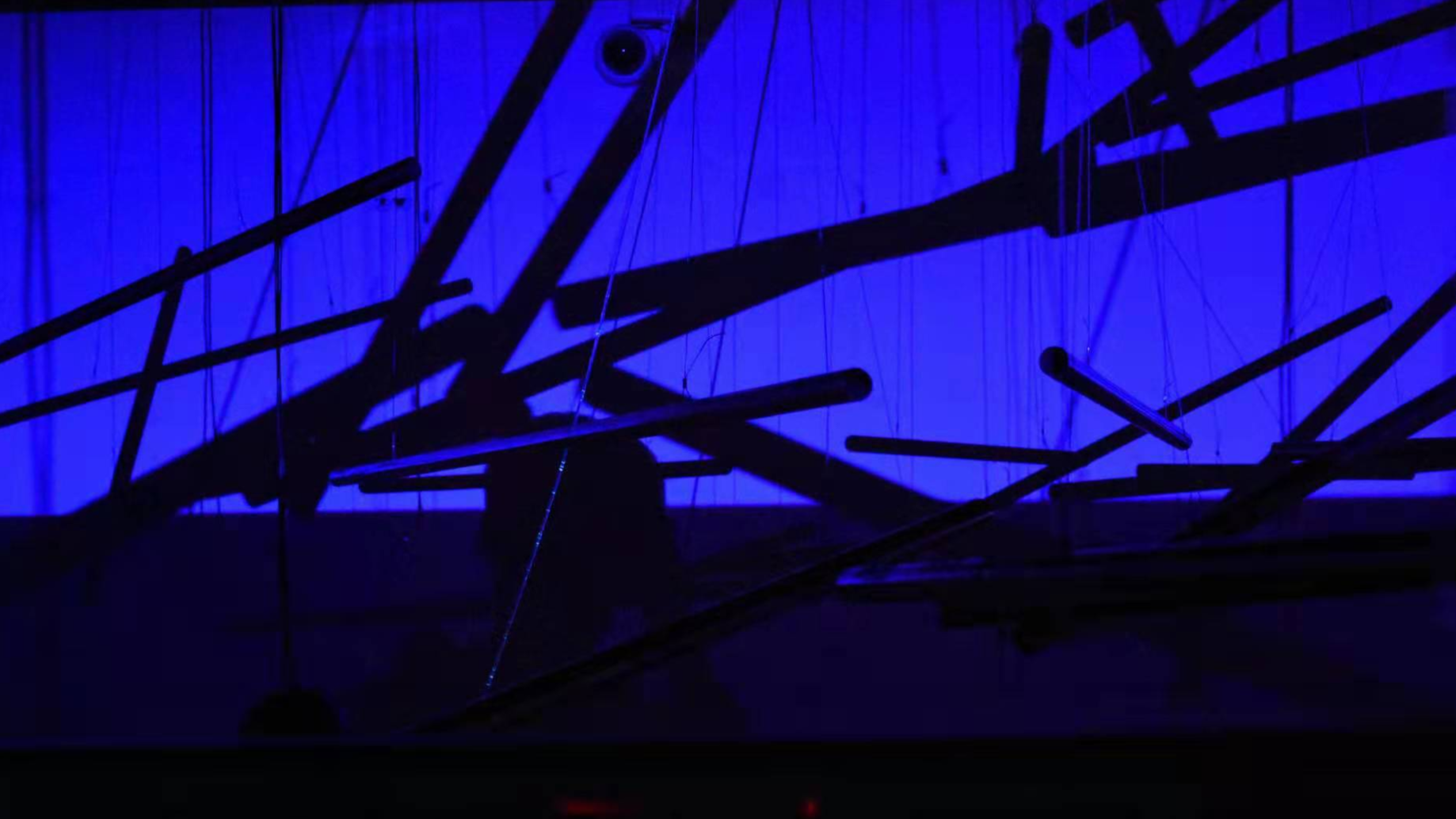The idea of the steel frame