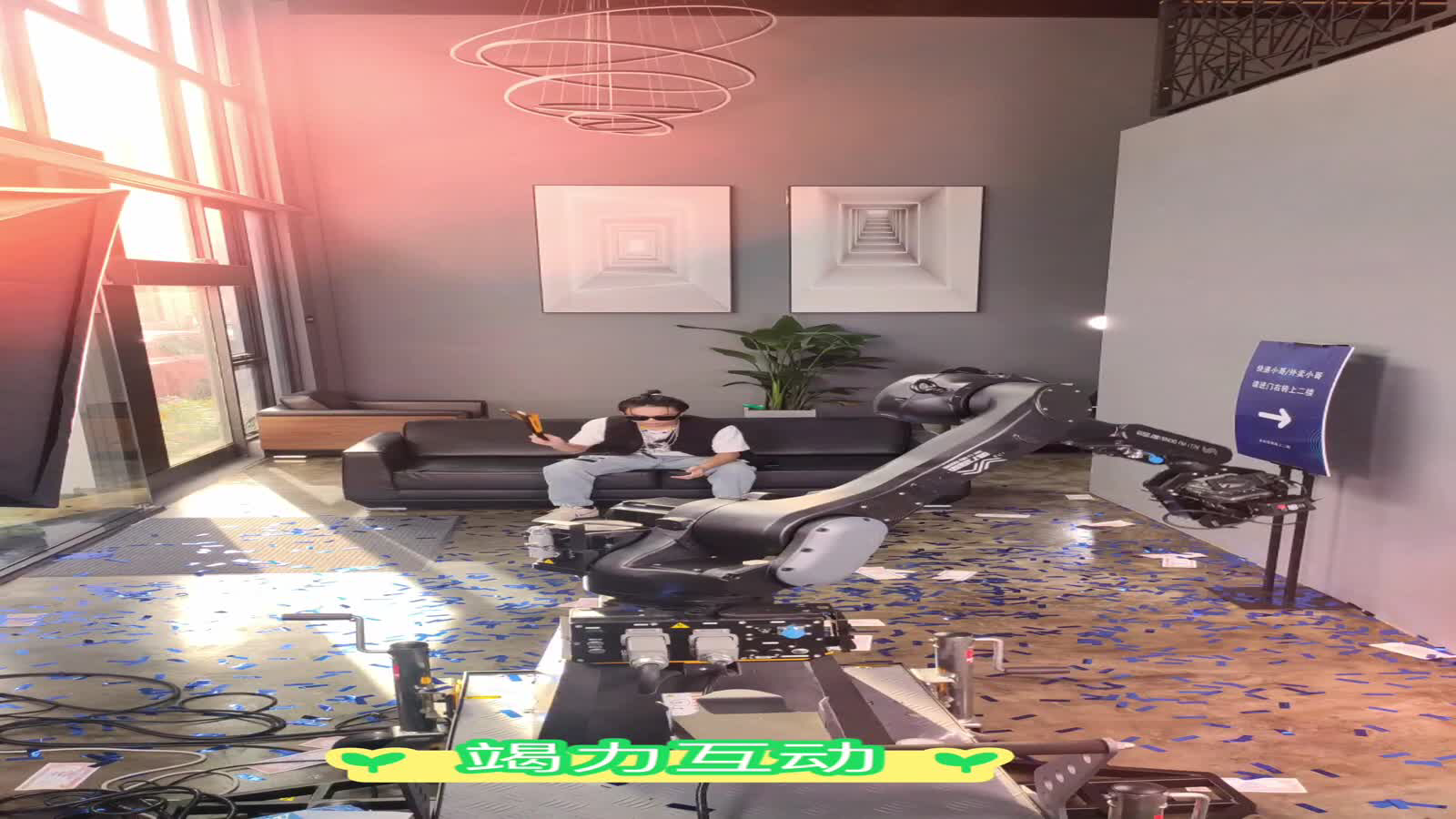 创意机械臂各种炫酷拍摄互动