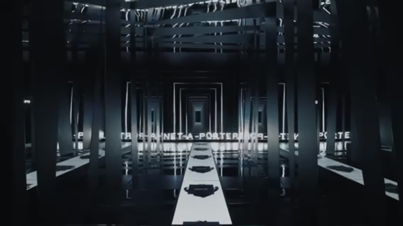 NET- A-PORTER 上海新天地快闪展厅