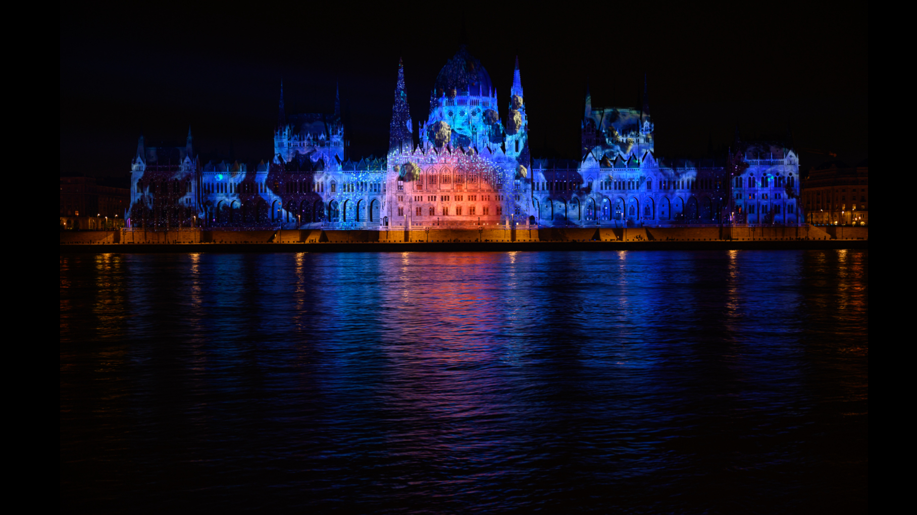 Hungarian Parliament Projection mapping and fireworks production 
