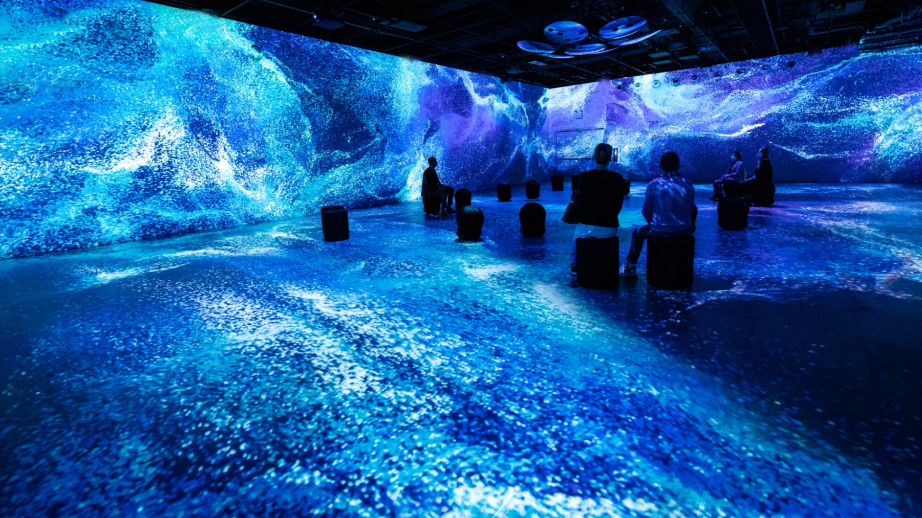 HORIZON Immersive Experience at Oasis Immersion Montreal