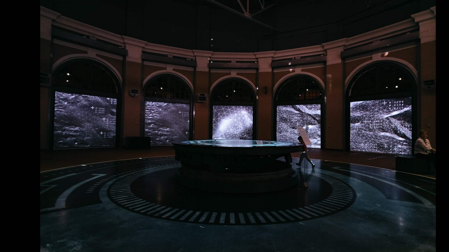 Defragmentation: Multiscreen AV installation: 2019. 