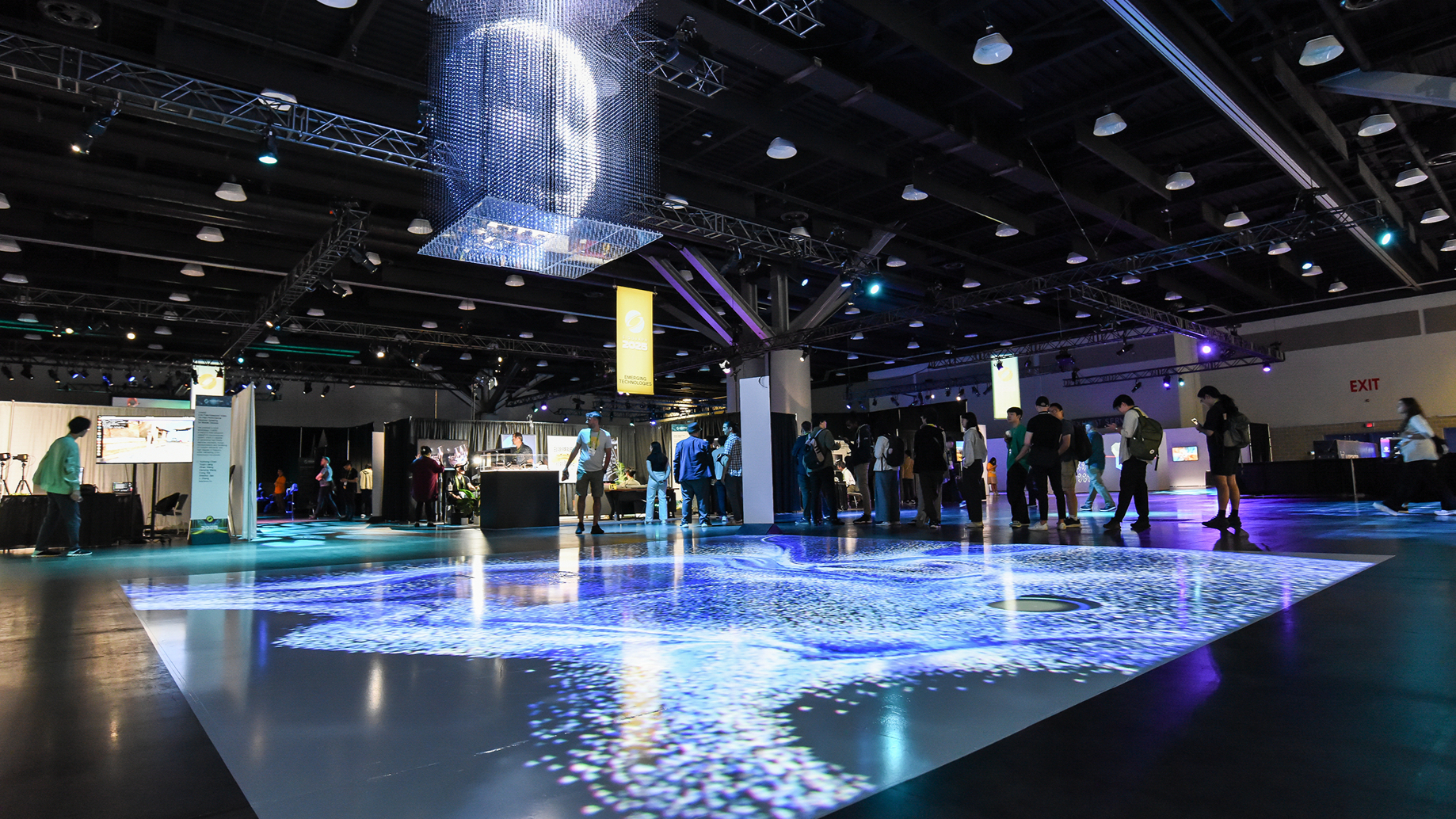 SIGGRAPH 温哥华 沉浸式投影